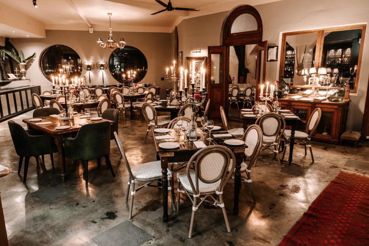 Grand Africa Rooms & Rendezvous Плеттенберг-Бей Экстерьер фото